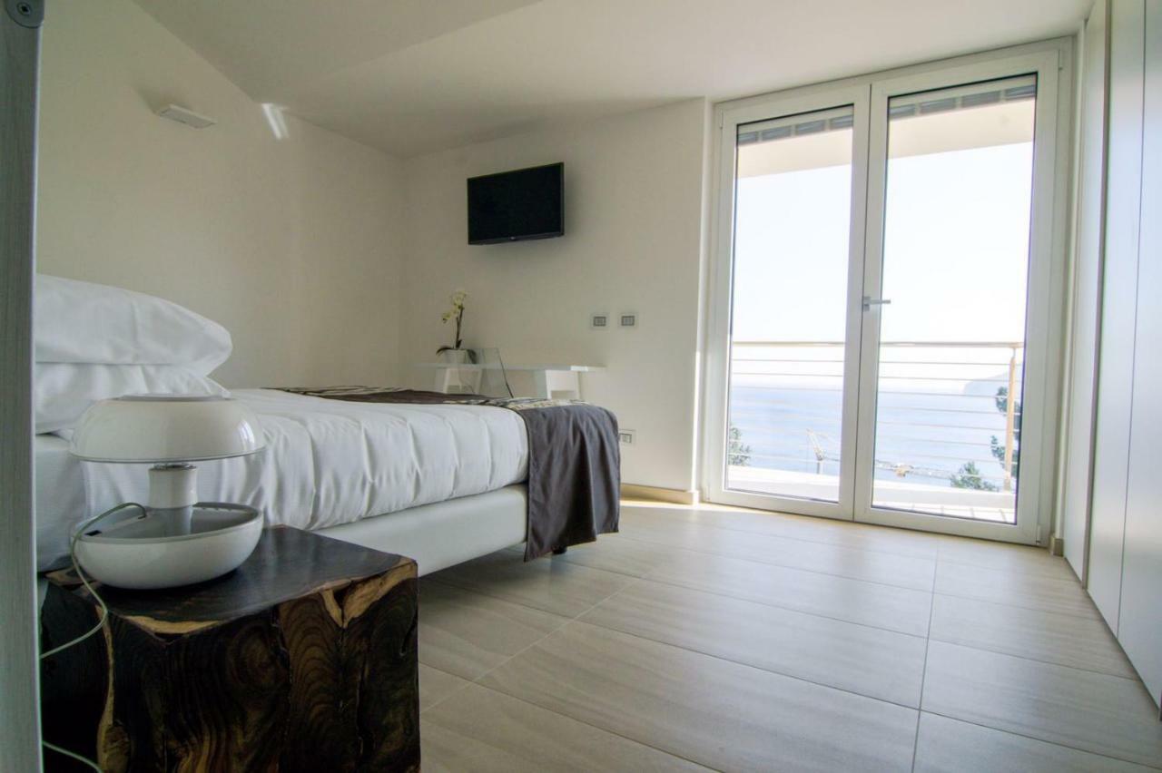 Residenza Ginepri 69 Apartment Bergeggi Exterior photo
